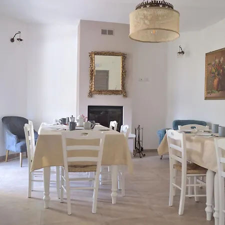 La Rosa Di Tempalta בית חווה *