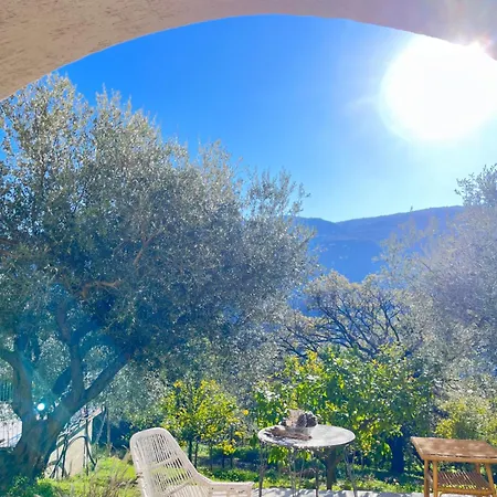 Vakantieboerderij La Rosa Di Tempalta